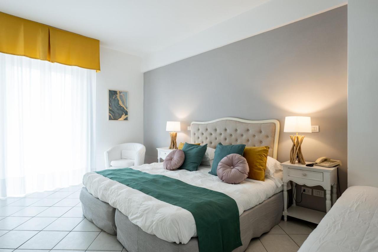 Hotel Continental Senigallia Exterior foto